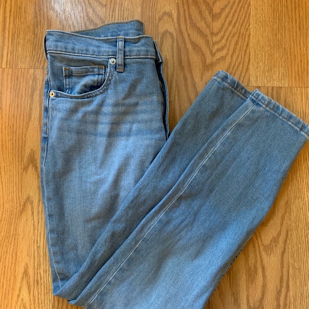 Everlane straight leg skinny jeans in light wash - Picture 6 of 7